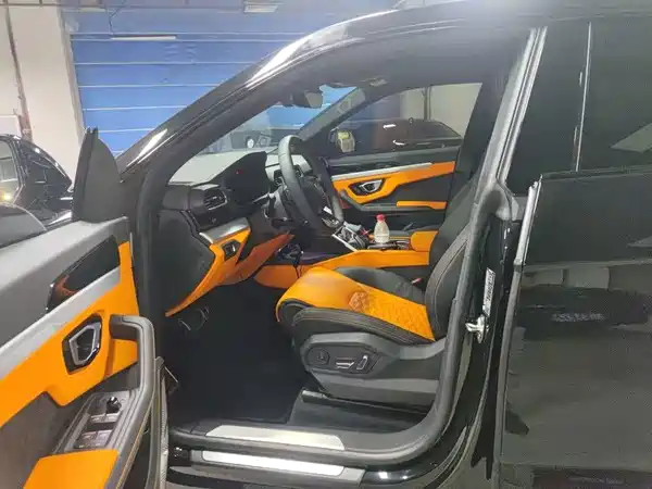 Lamborghini Urus 2022