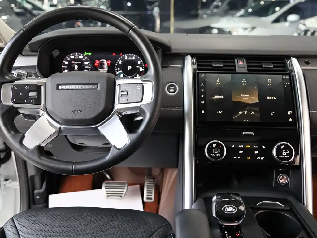 Land Rover Discovery 2022 — фото 10