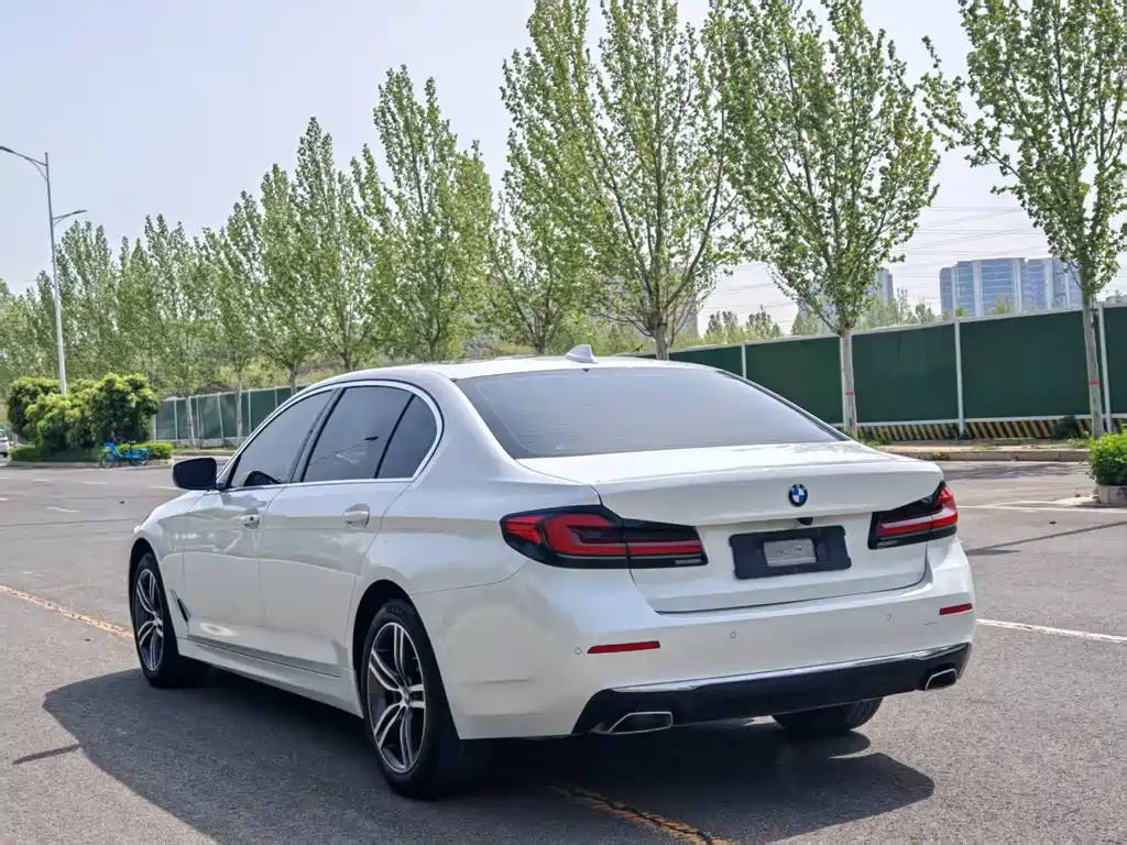 BMW 5 Series 2022