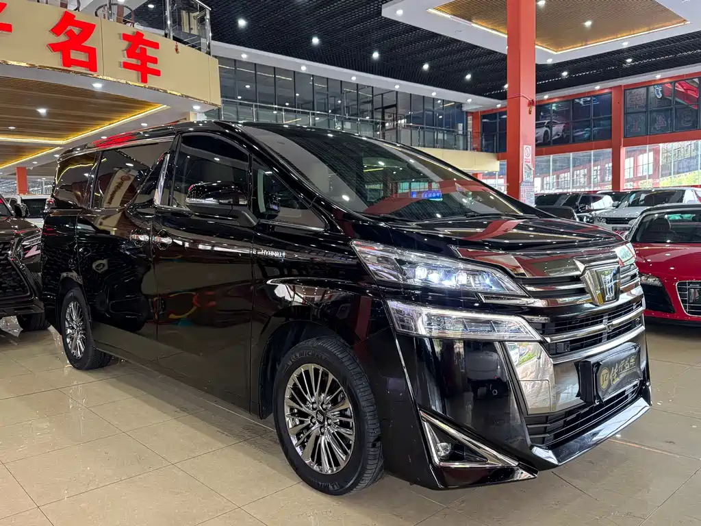 Toyota Vellfire 2021 — фото 3