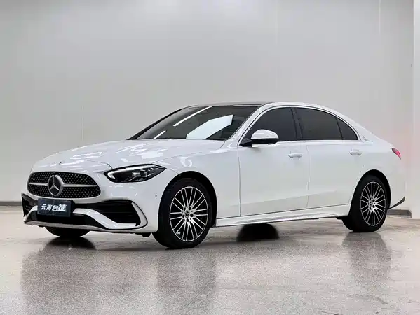 Mercedes-Benz C-Class 2024