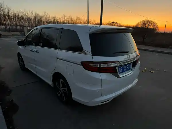 Honda Odyssey 2015