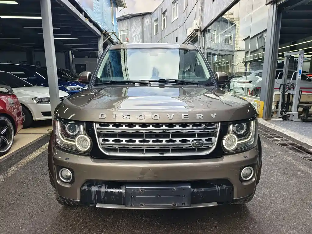 Land Rover Discovery 2016 — фото 2