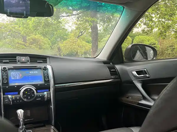 Toyota Reiz 2017