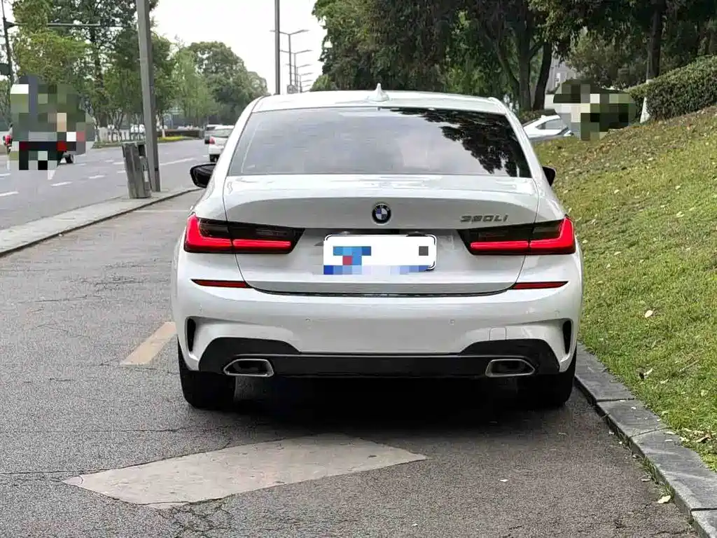 BMW 3 Series 2022