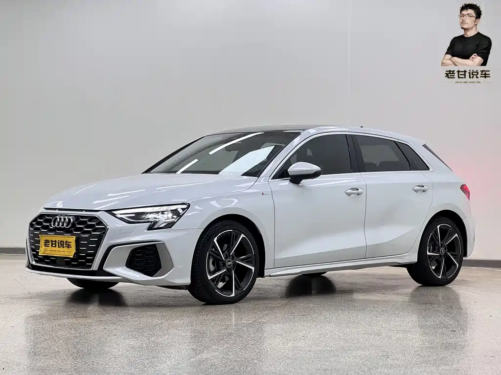 Audi A3 2023 — фото 1