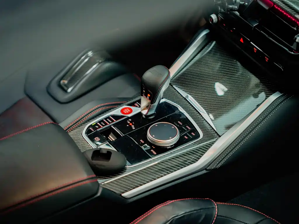 BMW M4 2025 — фото 10