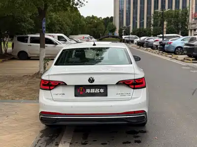 Volkswagen Sagitar 2024