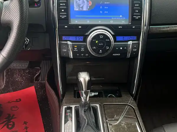 Toyota Reiz 2017