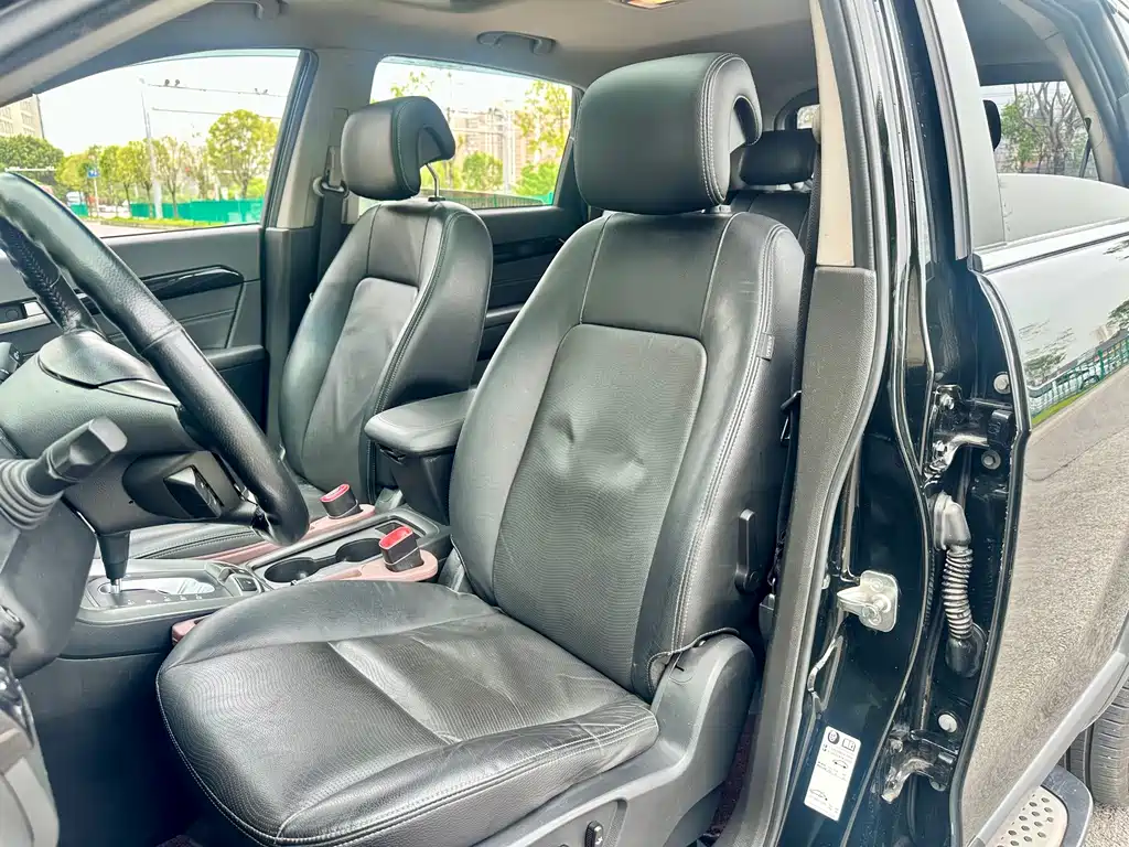 Chevrolet Captiva 2015 — фото 22