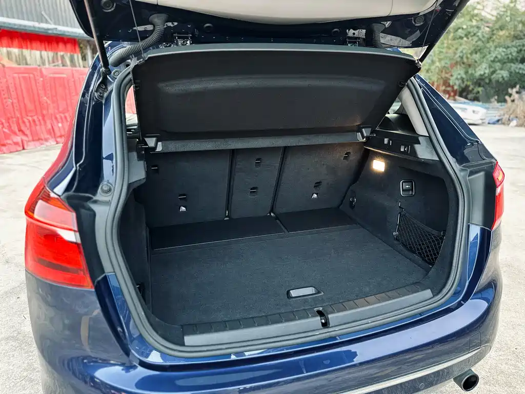 BMW 2 Series Active Tourer 2015 — фото 20