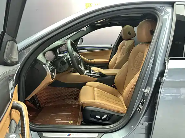 BMW 5 Series 2022