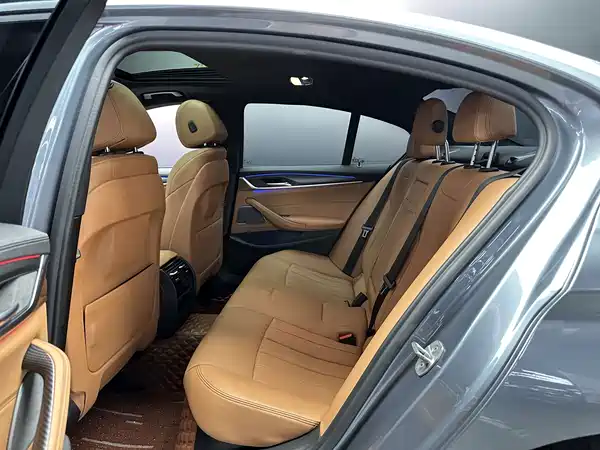 BMW 5 Series 2022