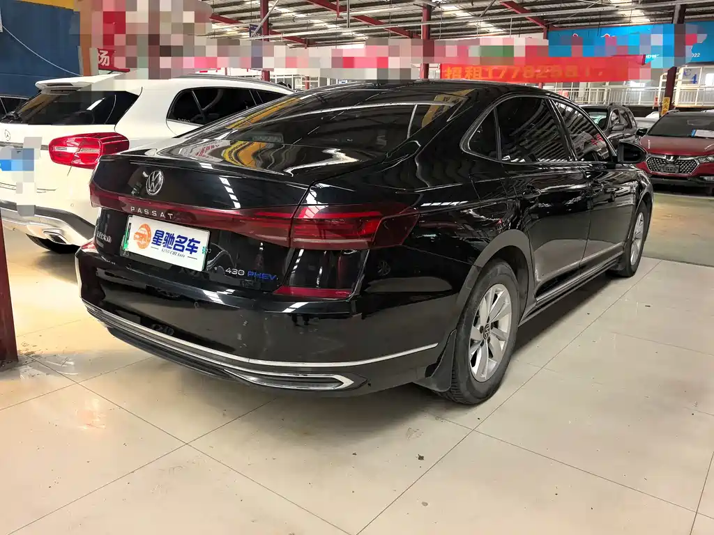Volkswagen Passat Plug-In Hybrid 2022 — фото 13