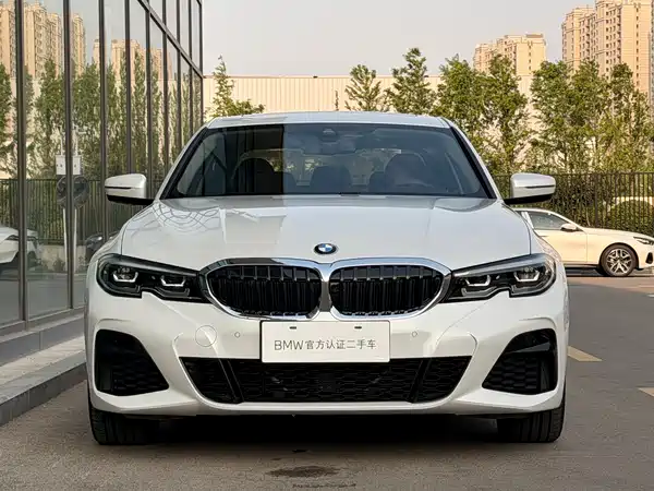 BMW 3 Series 2021