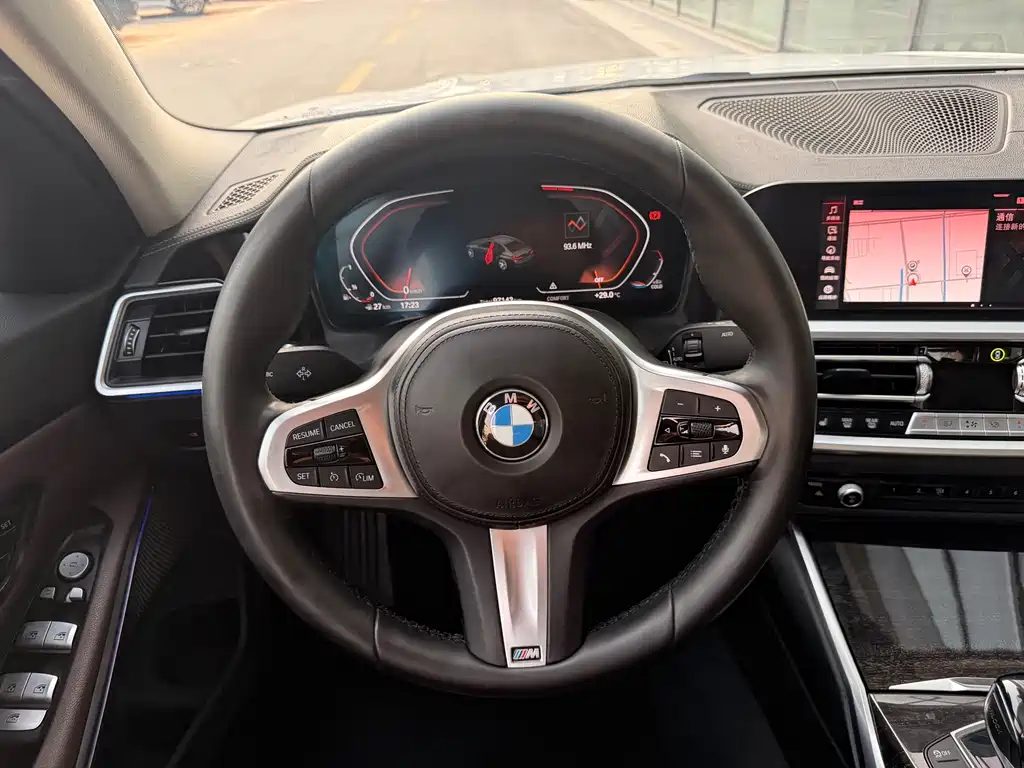BMW 3 Series 2021 — фото 15