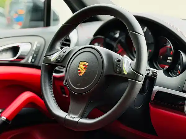 Porsche Cayenne 2014