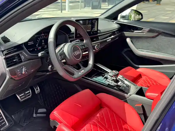 Audi S4 2024