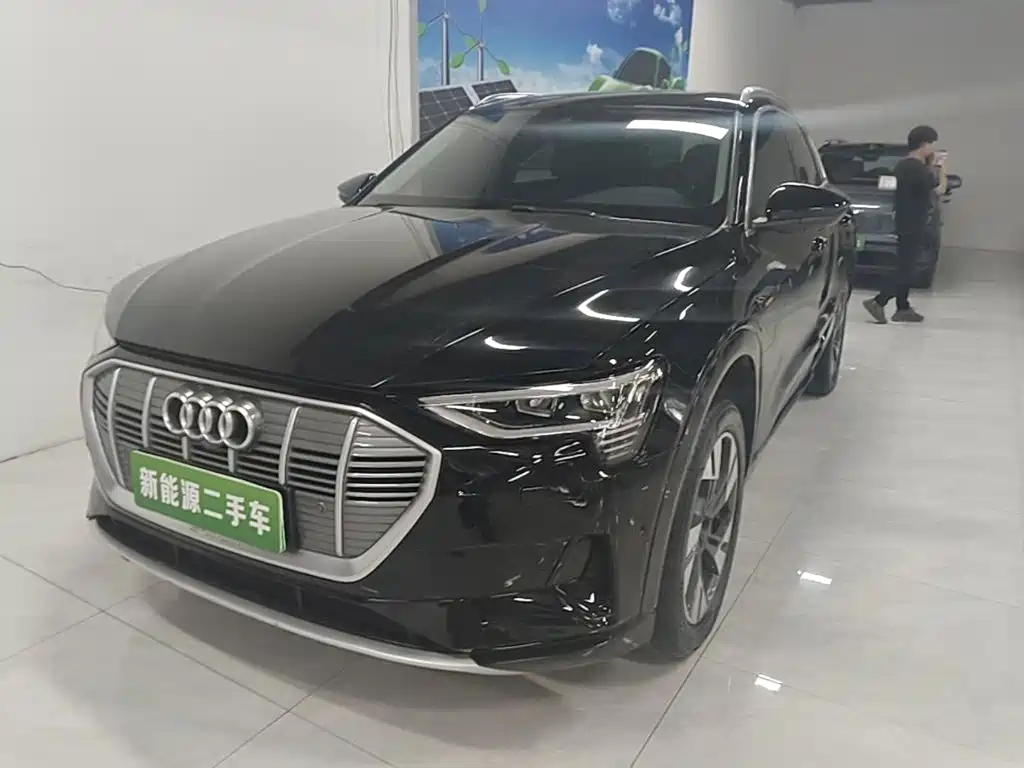 Audi e-tron 2021