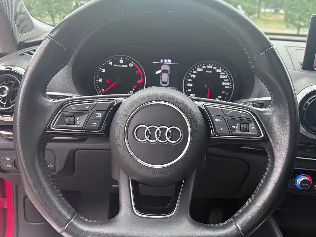 Audi A3 2019 — фото 22