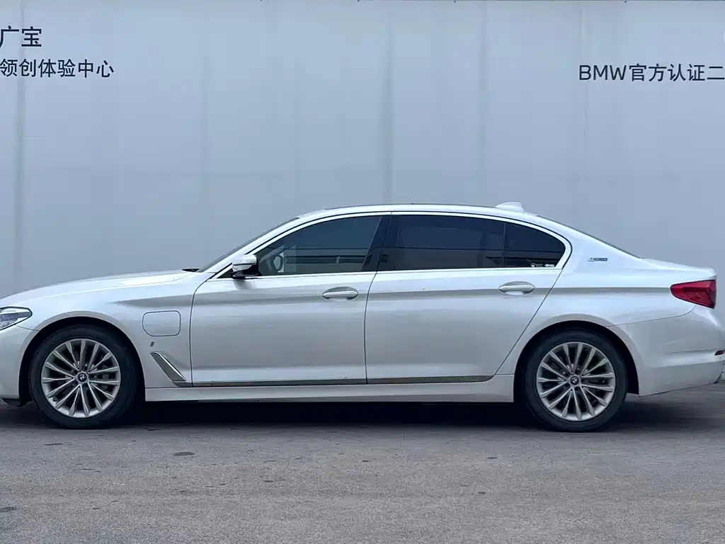BMW 5 Series 2019