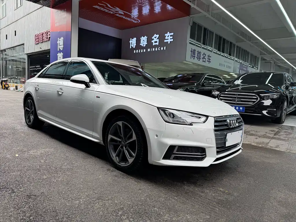 Audi A4L 2018 — фото 3