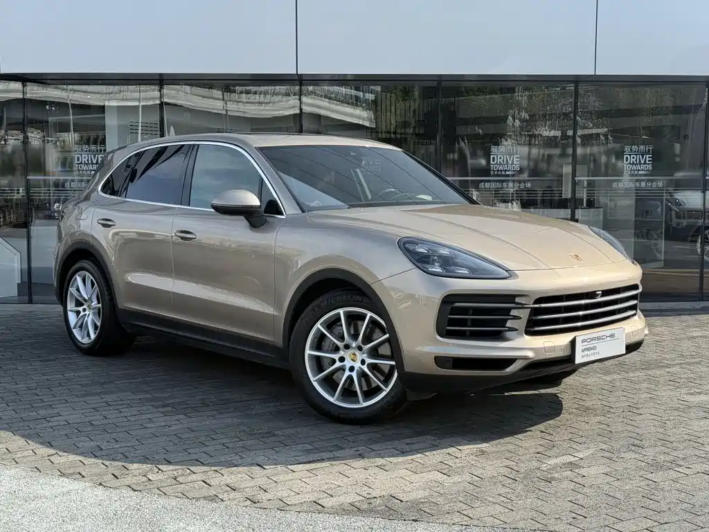 Porsche Cayenne 2019 — фото 2