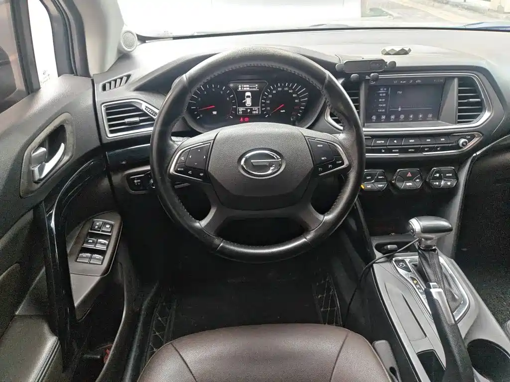 GAC Trumpchi GS4 2016 — фото 3