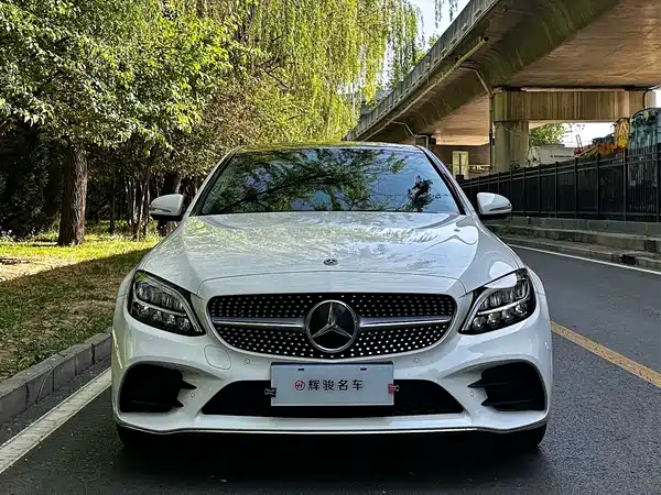 Mercedes-Benz C-Class 2020