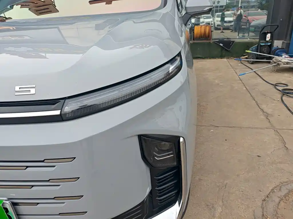 Maxus G50 PHEV 2025 — фото 24