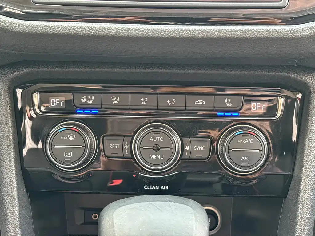 Volkswagen Tiguan L 2017 — фото 36