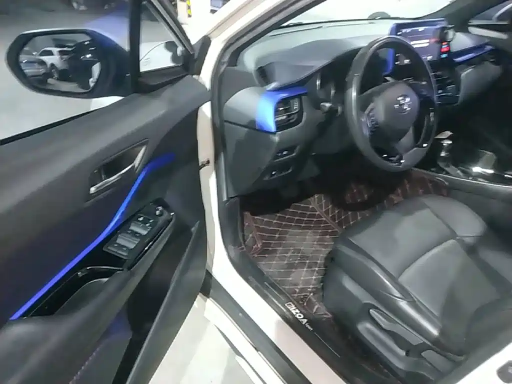 Toyota IZOA 2019 — фото 16