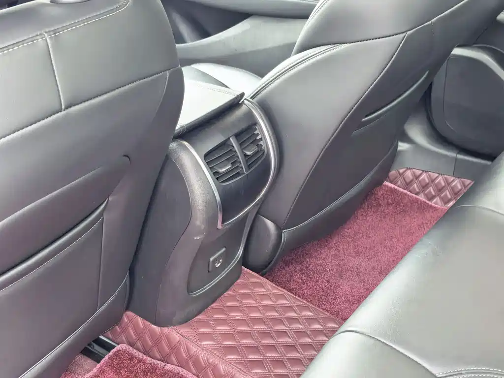 Buick LaCrosse 2019 — фото 11