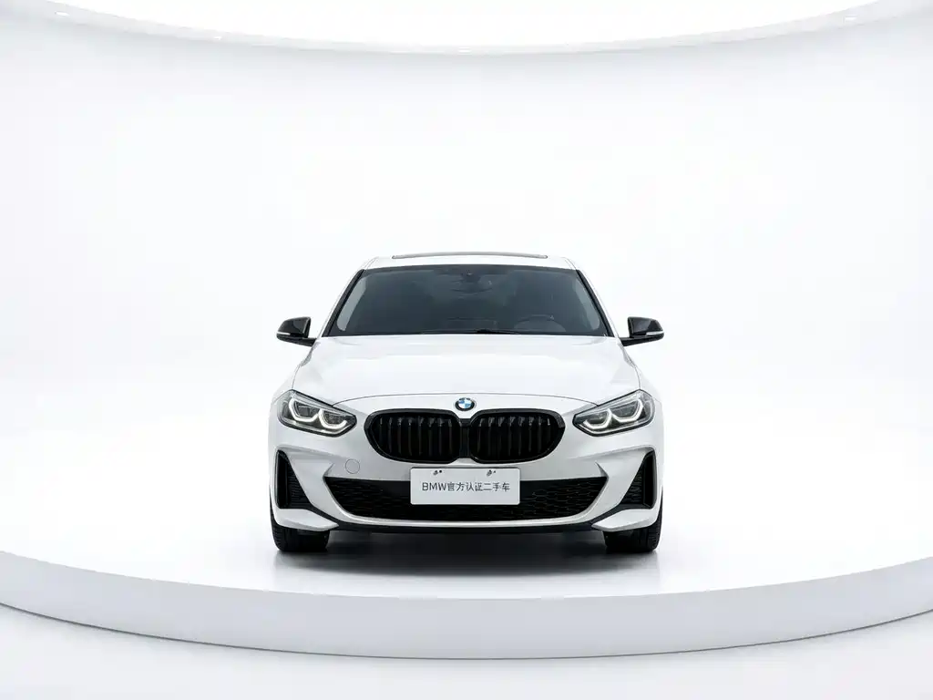 BMW 1 Series 2021 — фото 4