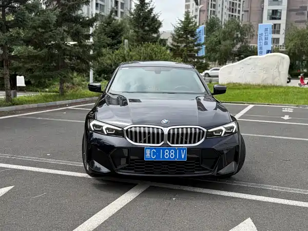 BMW 3 Series 2023