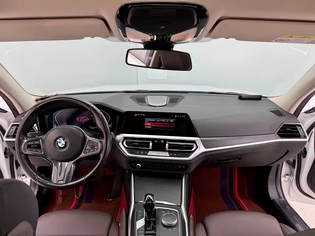 BMW 3 Series 2021 — фото 19