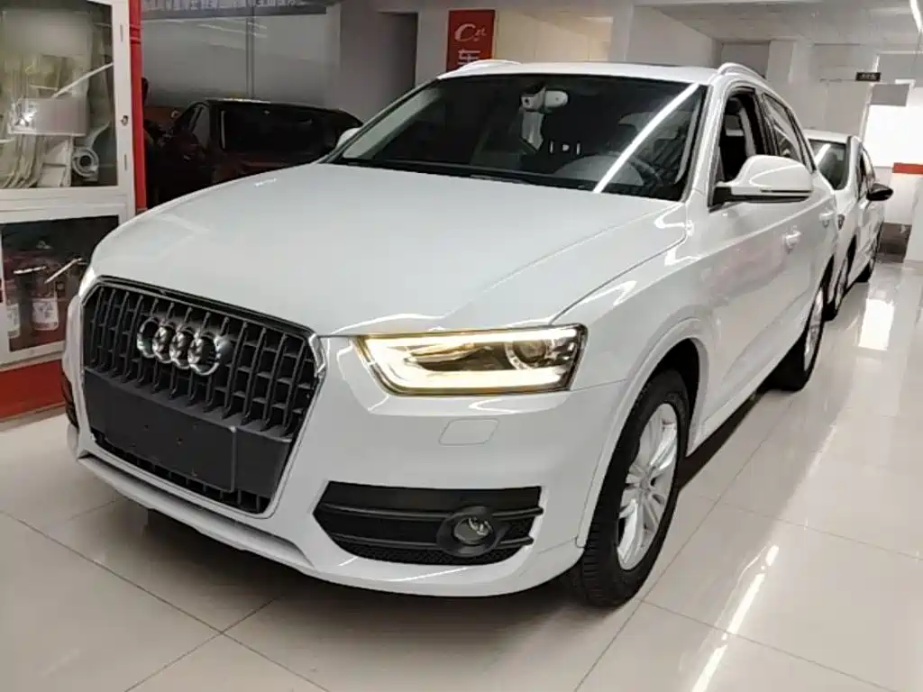 Audi Q3 2015