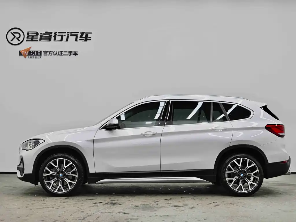 BMW X1 2022 — фото 17