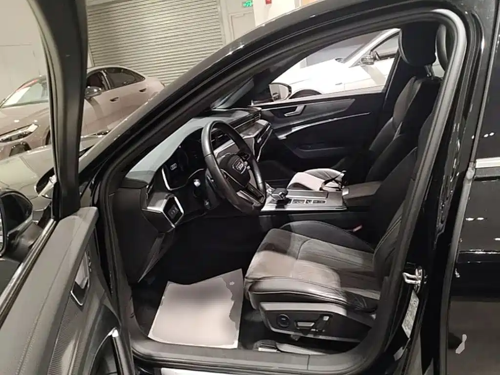 Audi A6L 2022 — фото 15