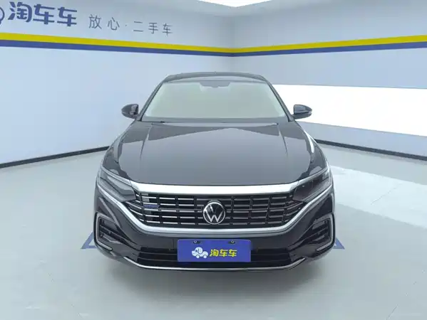 Volkswagen Passat Plug-In Hybrid 2023