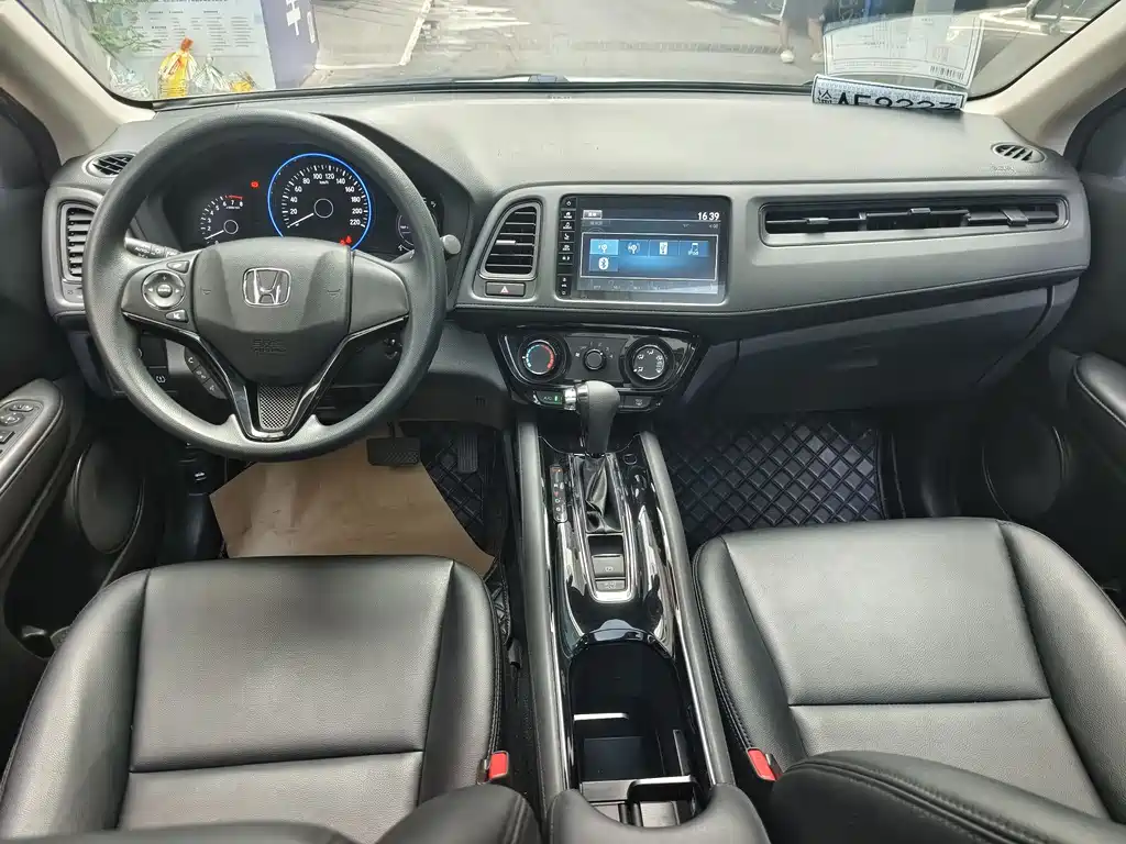 Honda Vezel 2020 — фото 9