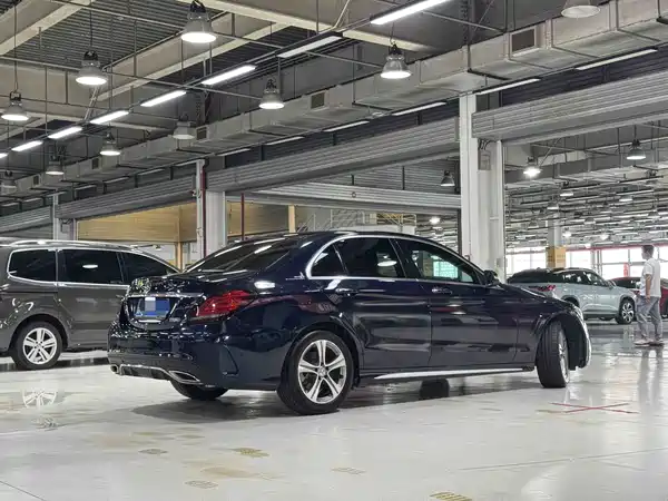 Mercedes-Benz C-Class 2019
