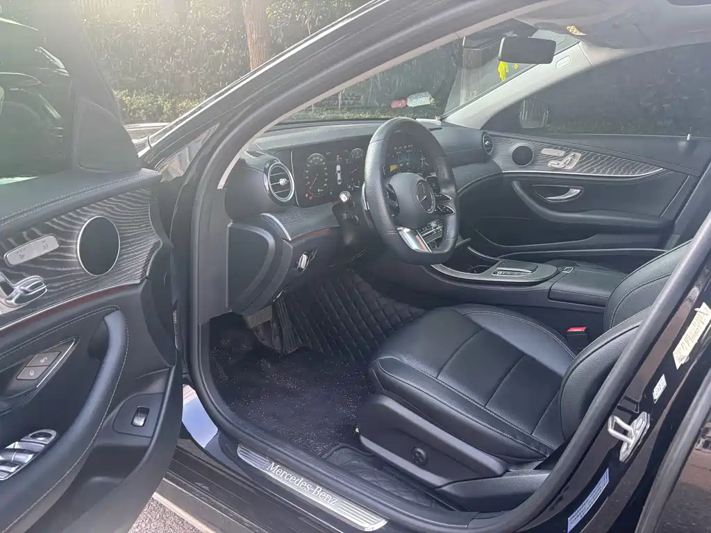 Mercedes-Benz E-Class 2021