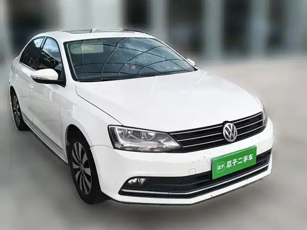 Volkswagen Sagitar 2017