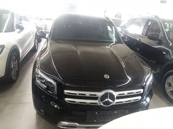 Mercedes-Benz GLB 2023