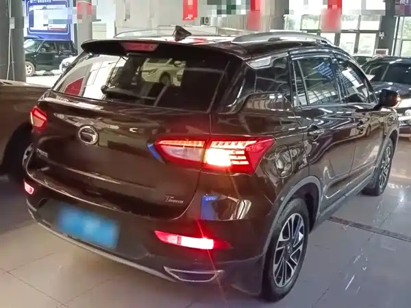 GAC Trumpchi GS4 2016