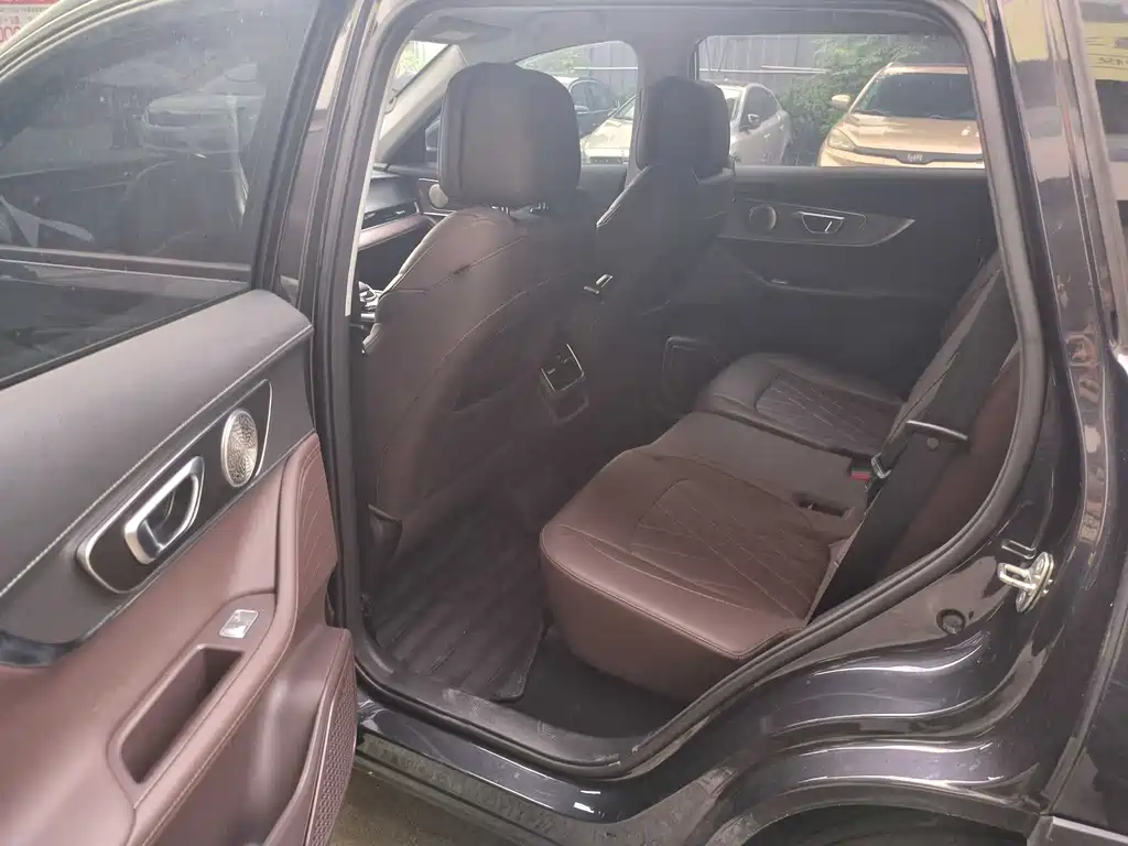 Chery Tiggo 8 PLUS 2024 — фото 2