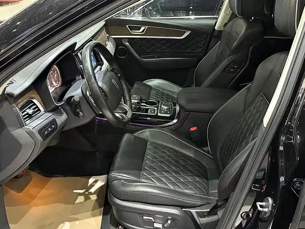 Hongqi HS7 2021