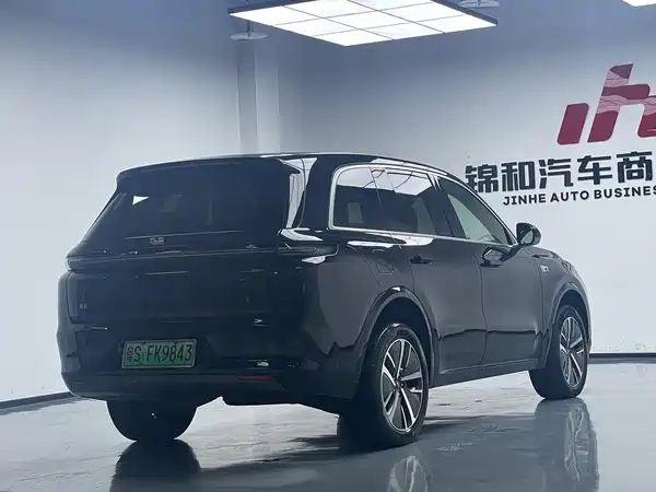 Li Auto L8 2024