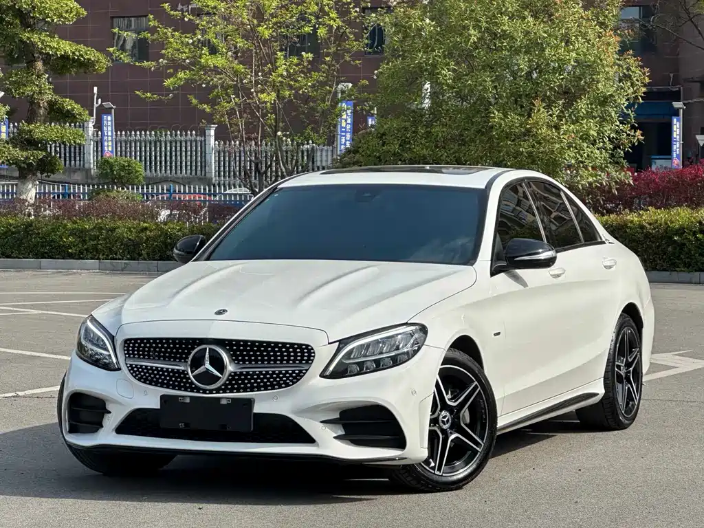 Mercedes-Benz C-Class 2021